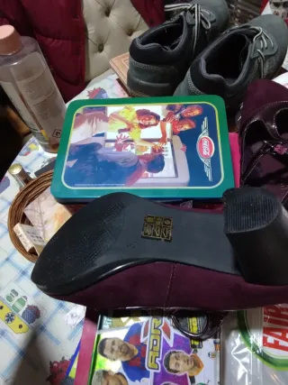 Conjunto de zapatos y bolso, Burdeos