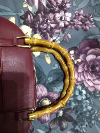 Conjunto de zapatos y bolso, Burdeos