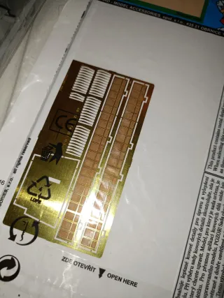 Aereo Kit Focke-Wulf Ta-152H-0 Hobby2000 1/48