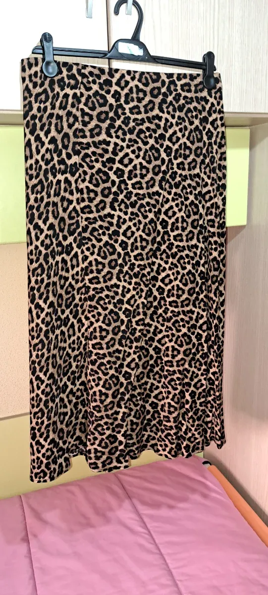 Falda H&M leopardo
