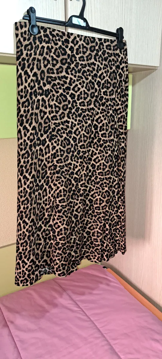 Falda H&M leopardo