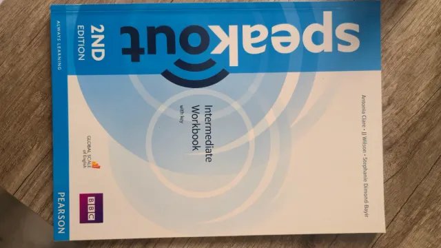 SPEAKOUT INTERMEDIATE 2ND EDITION STUDENTS' BOO...