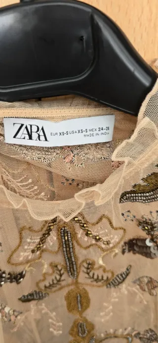Top Zara Beige Dorado Bordado