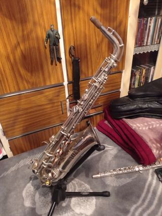 Saxofon alto.ADOLF SAX.