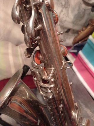 Saxofon alto.ADOLF SAX.