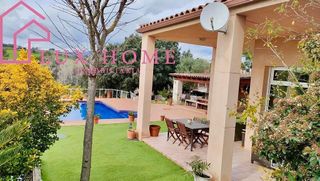 Chalet en venta en Caldes de Montbui