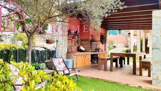 Chalet en venta en Caldes de Montbui