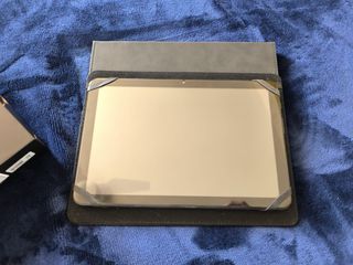 Tablet PEAQ 10181 64GB 10.1 come nuova