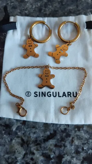 Collar, pendientes y pulsera de acero