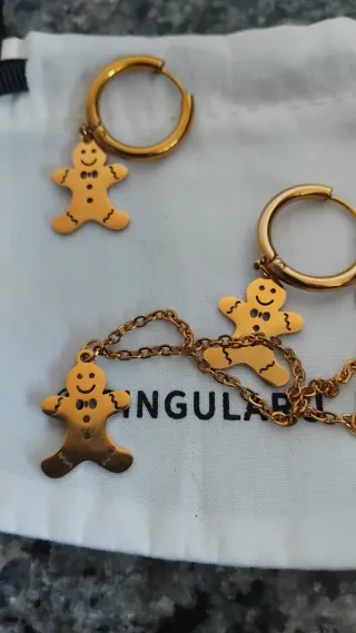 Collar, pendientes y pulsera de acero