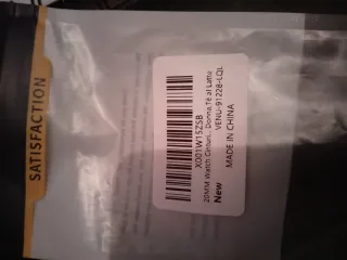 Correa de reloj beige y plateada