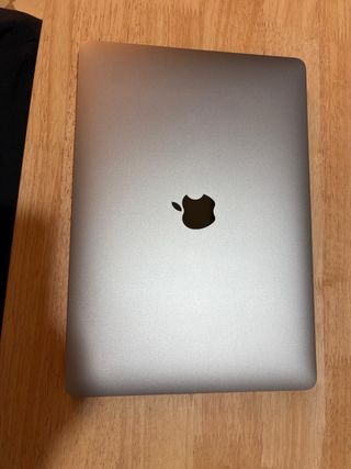 MacBook Air M1 13 Plata