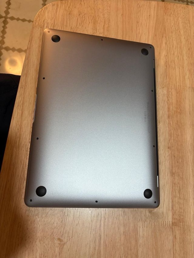 MacBook Air M1 13 Plata