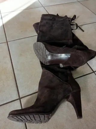 Stivali sopra ginocchio in camoscio marrone n.39