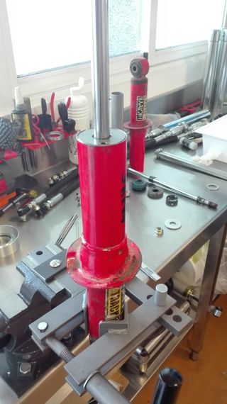 Reparación y retarado Koni Heavy Track Raid