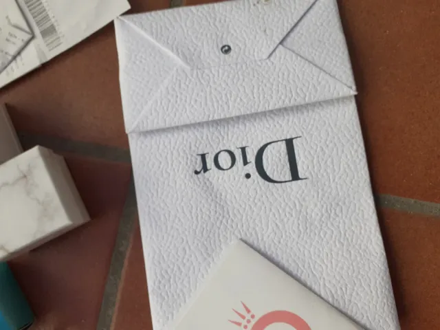 Cajas vacias de relojes y anillos