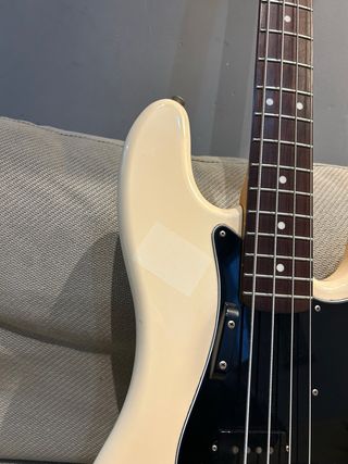 Bajo Fender Precision Japón 70s reissue
