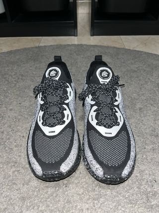 Zapatillas Baloncesto Under Armour Curry Flow Go