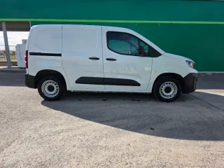 Peugeot Partner 2021