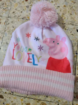 4 gorros de niña