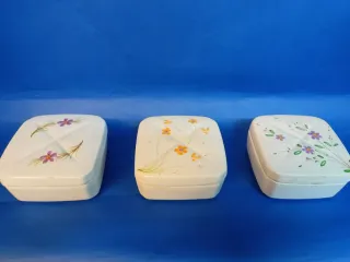 Cajas de porcelana decoradas retro