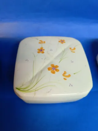 Cajas de porcelana decoradas retro