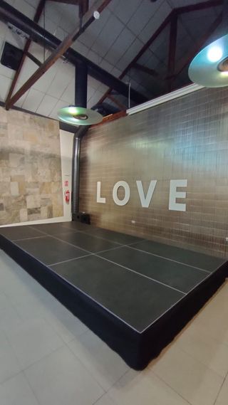 ALQUILER ESCENARIO TARIMAS GUIL