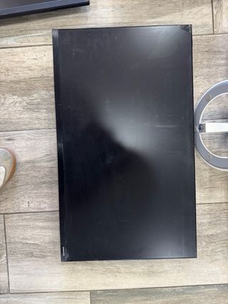 Pantallas con pantalla rota (negras y blancas)