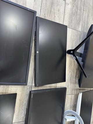 Pantallas con pantalla rota (negras y blancas)