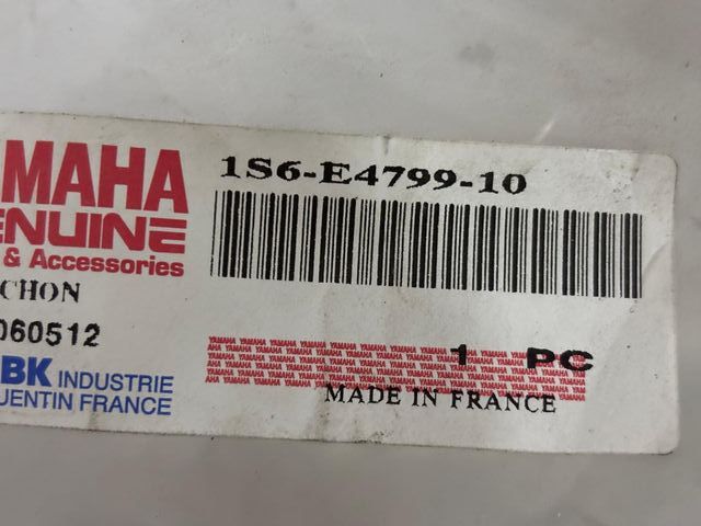 Tapa escape Yamaha 1S6-E4799-10 XMAX 250