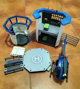 Comisaría Playmobil con Helicóptero