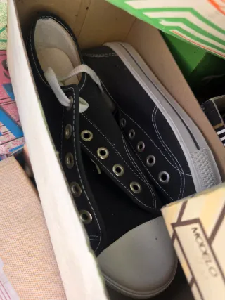 Zapatos Pitillos Multicolor 5 euros el par