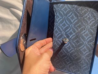 Bolso Michael Kors azul con correa logo