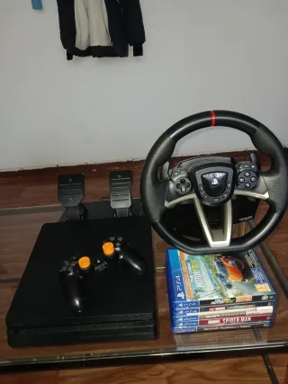 PS4 Slim + Volante Horiracing Apex + Juegos