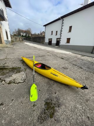 Piragua Invader Amarilla y pala extrem.