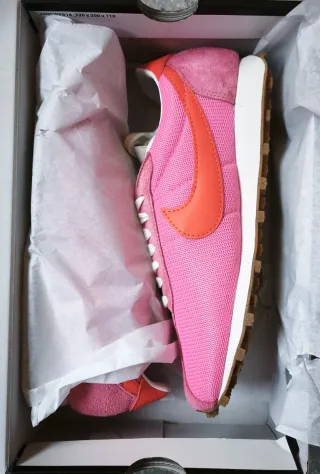 Nike Rosas Talla 42.5