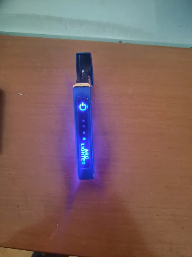 Mechero Lucky Strike