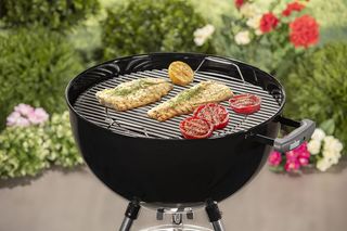 Weber Bar-B-Kettle Barbecue a carbone, griglia 57 cm