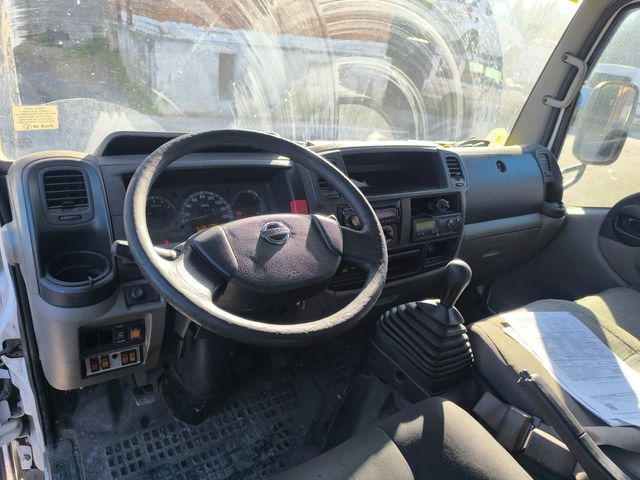 NISSAN CABSTAR 3.0 2008