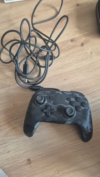 Nintendo Switch V2 + 2 mandos + funda + Zelda totk