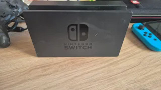 Nintendo Switch V2 + 2 mandos + funda + Zelda totk