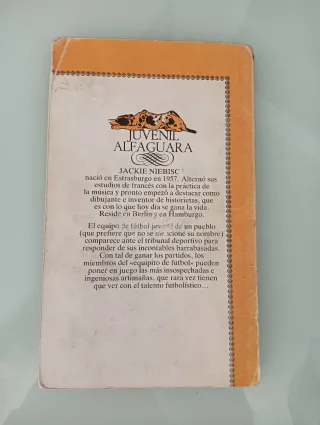 EL EQUIPITO DE FÚTBOL JACKIE NIETBISCH