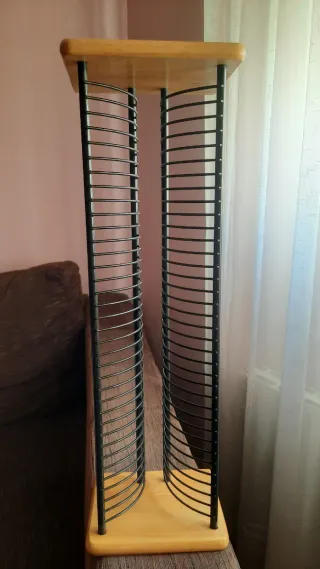 Torre CD Madera y Metal