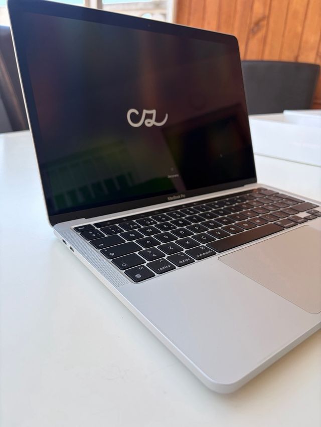 MacBook Pro Apple Plata