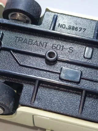 TRABANT 601-S 1/43 WELLY
