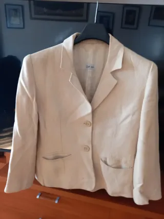 Chaqueta de señora beige