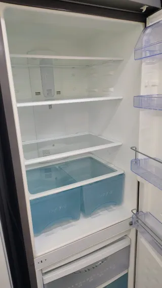 Nevera Teka plateada