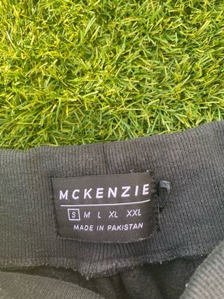 Pantalón chándal McKenzie negro