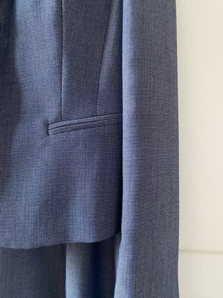 abito con giacca grigio con piccoli pois