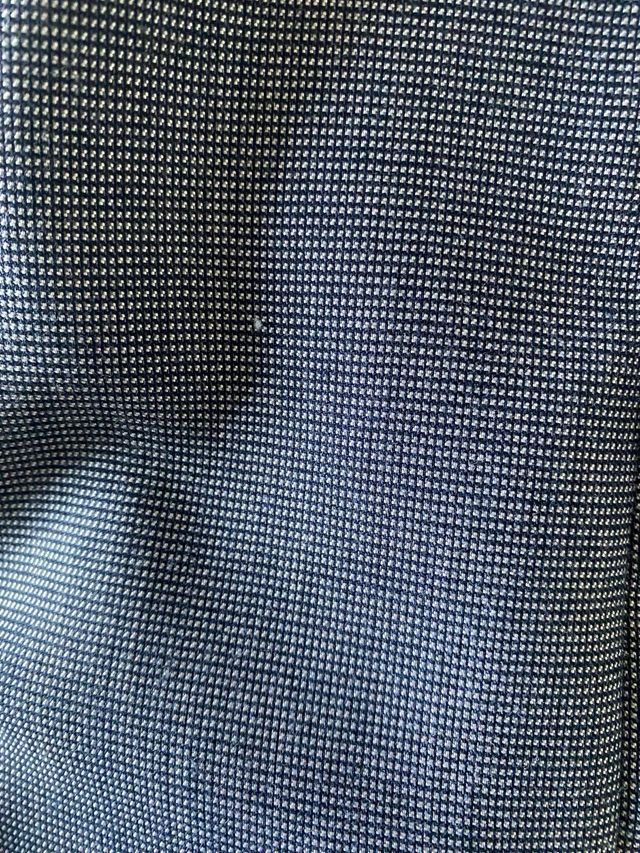 abito con giacca grigio con piccoli pois